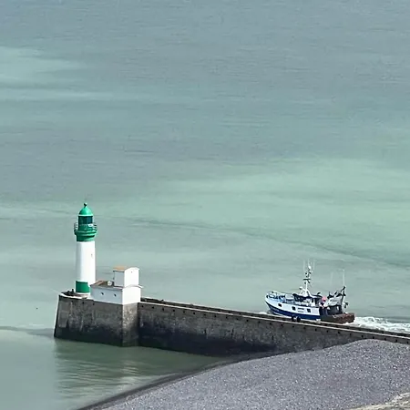 Caprices De Grand Lit Double Avec Balneo Et Beau Balcon, Vue Panoramique, 300 Metres Les Bains Le Treport Petit Dejeuner Servi En En Option מרס-לה-באן
